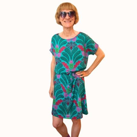 Sommerkleid mit Gürtel